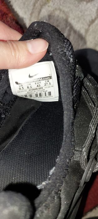 Чоловічі кросівки nike весна 43