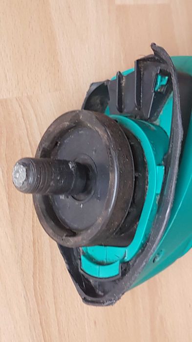 Podkosiarka elektryczna do trawy BOSCH ART 23 Easytrim