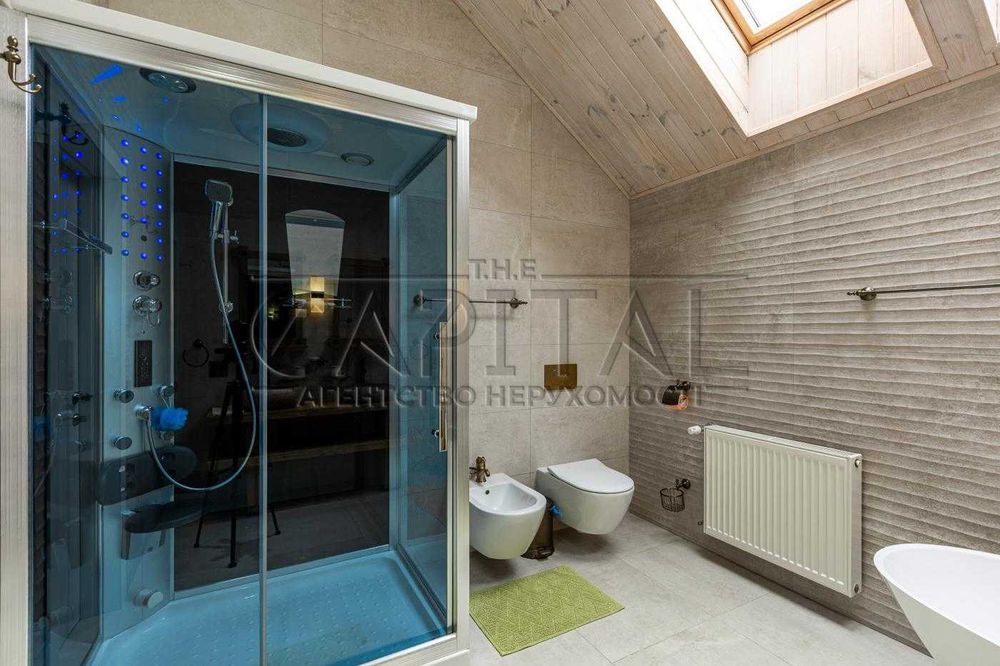 Оренда будинку з виходом до річки в КМ Світанок 2 село Плюти 380 м2