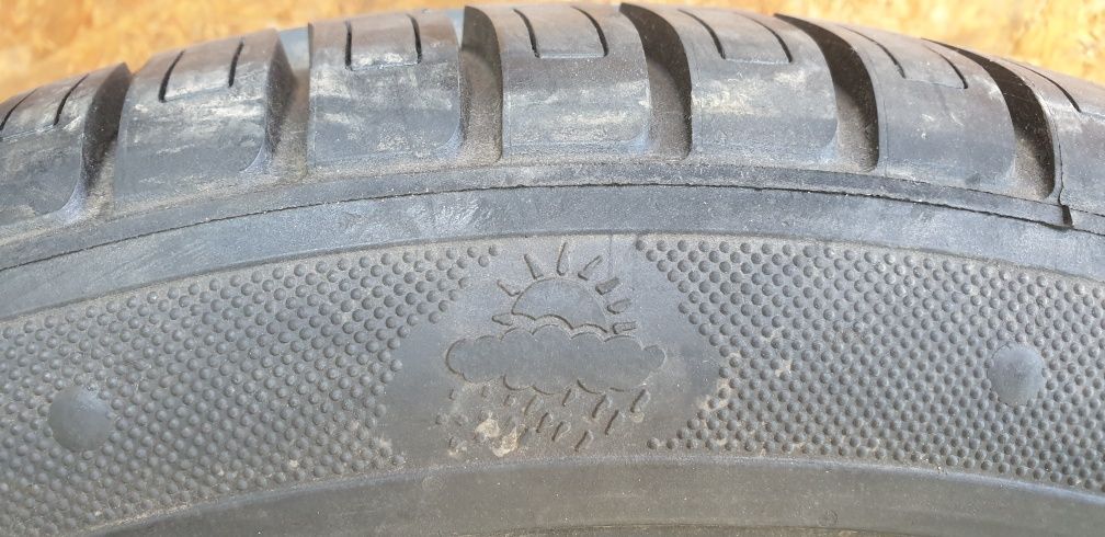 Шины всесезонные MICHELIN 185/65/15 2шт