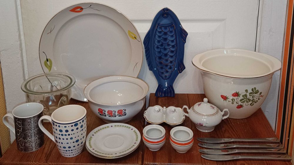 Блюдо салатник селедочница супница чашка блюдце нож