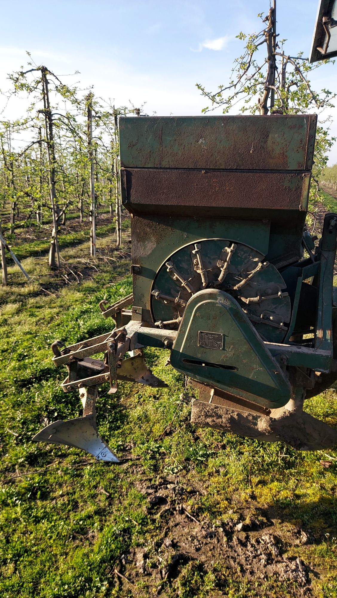 Sadzarka do ziemniaków