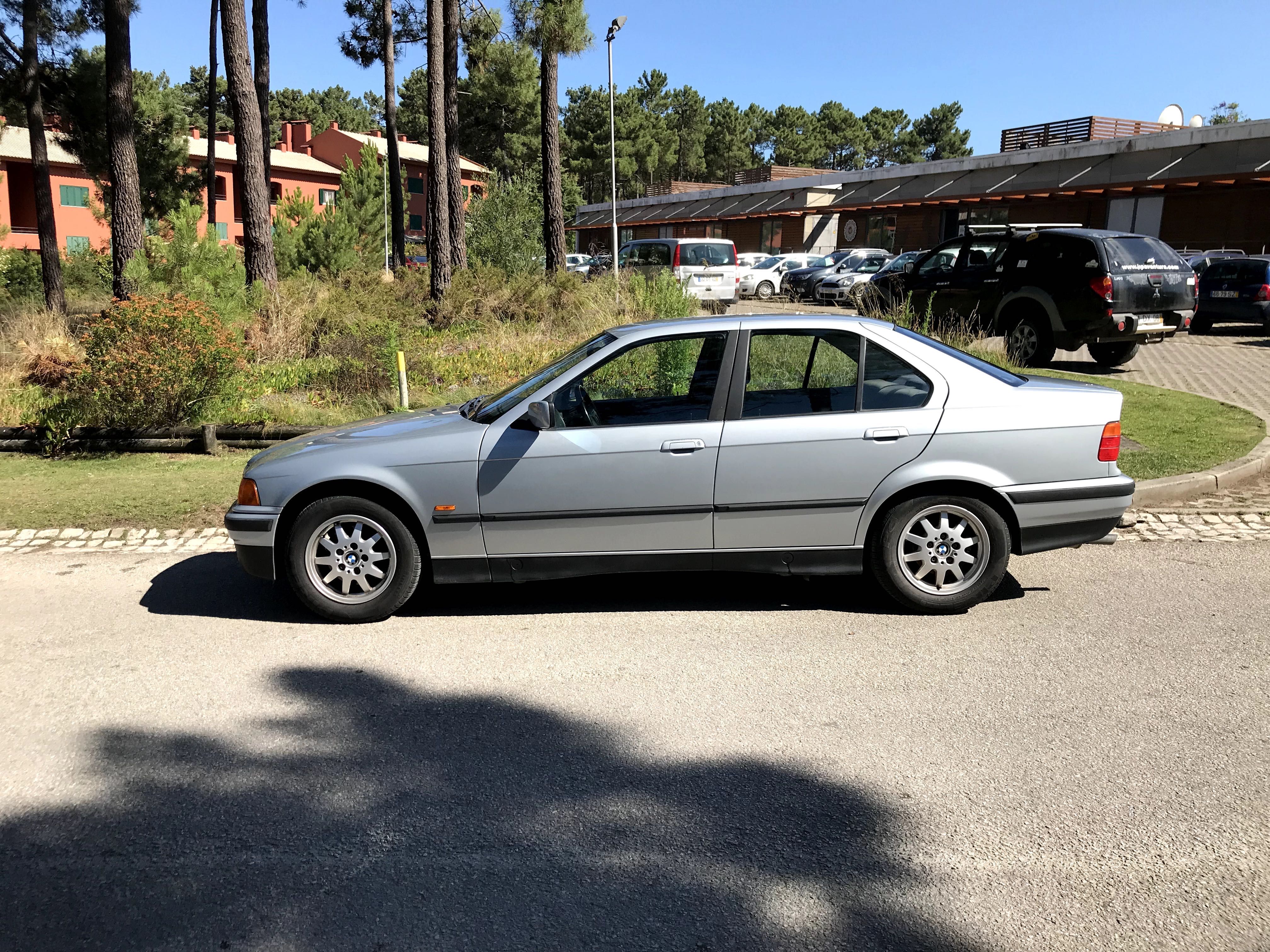 Vendo BMW 316i Impecável