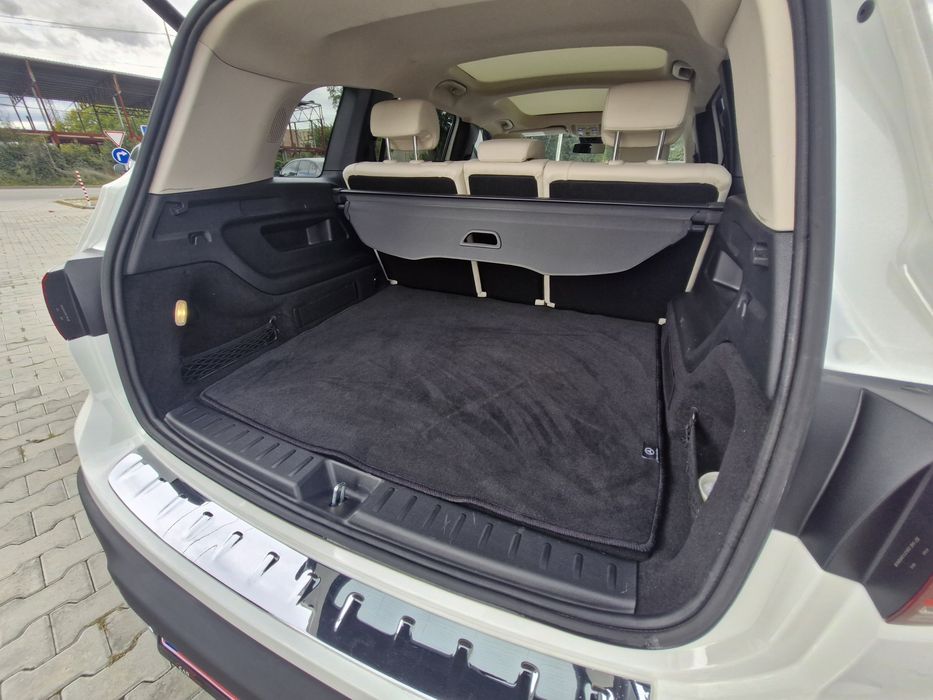 Mercedes Benz EQB 300  70,5kwt