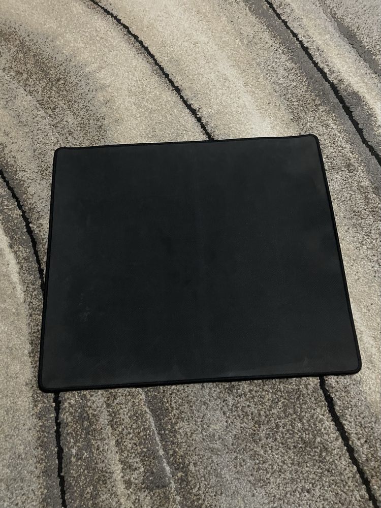 Podkladka logitech G640 SE