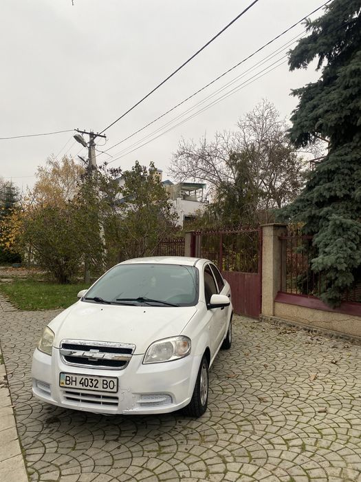 Chevrolet aveo 2008 год