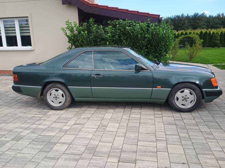 Mercedes w 124 coupe