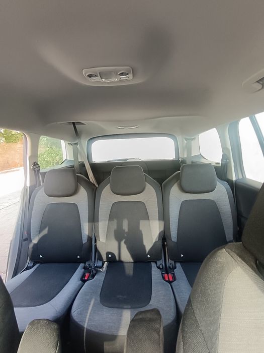Citroen C4 Picasso 2017 - 7 Lugares -  1.6 BlueHDi - 120 cv