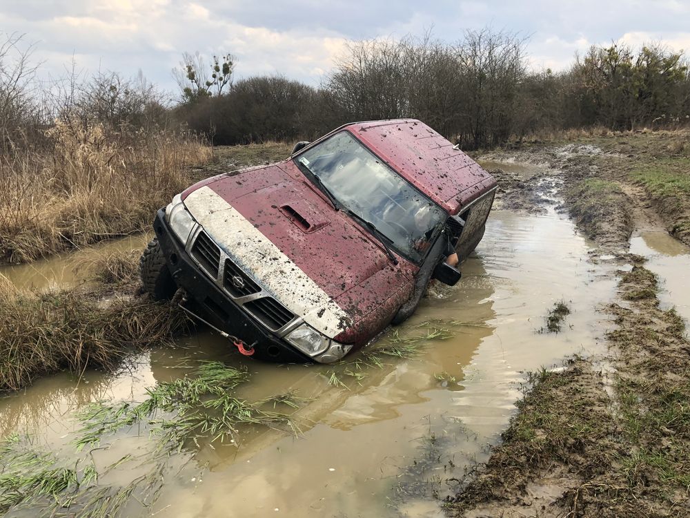 Patrol Gr Y-61 2,8tdi 3,0td long krótki 5d 3d na części do rozbiórki