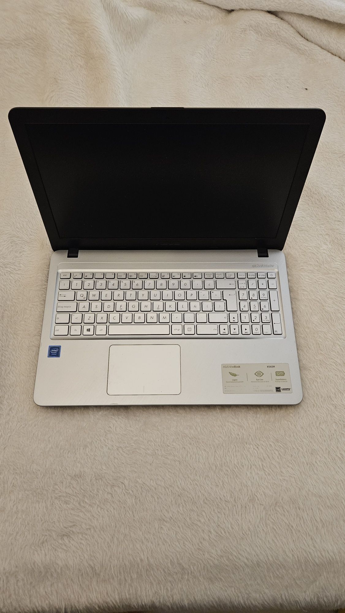 Asus x534m como novo