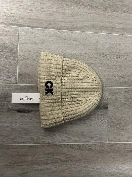 Nowa czapka Calvin Klein