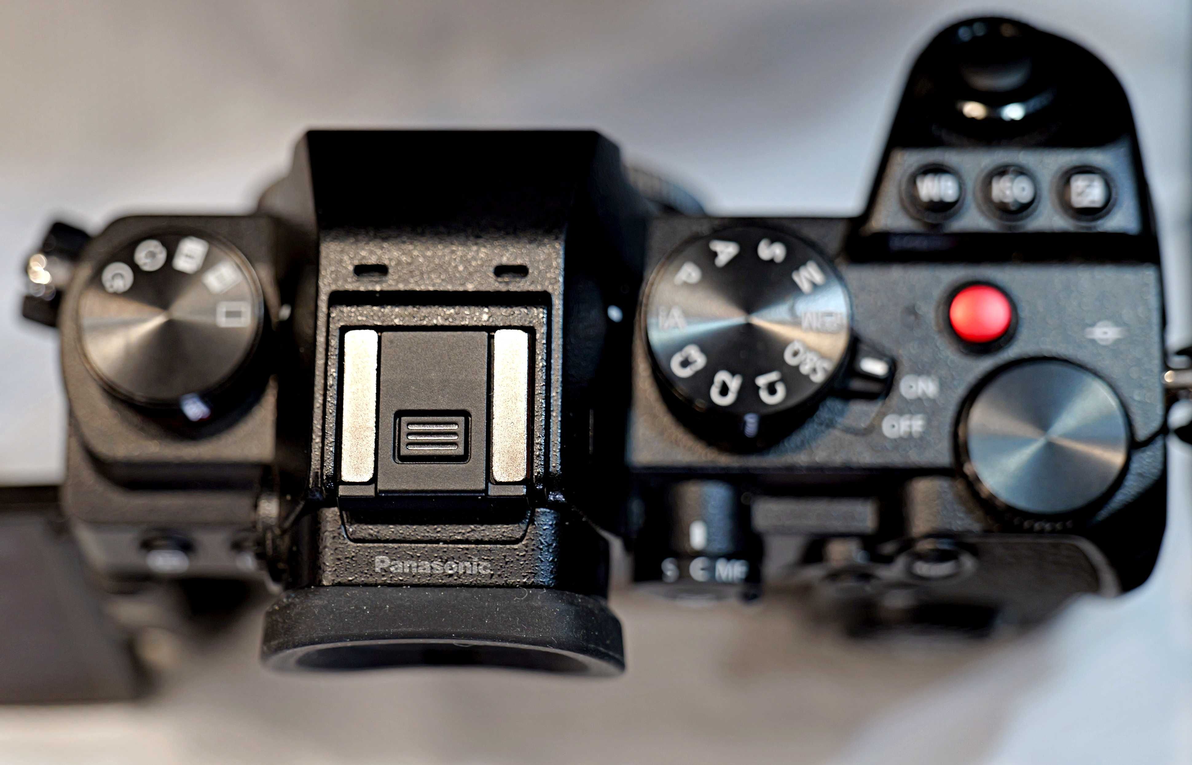 Panasonic LUMIX dc-s5 + obiektyw 50mm f1,8 wszystko nowe