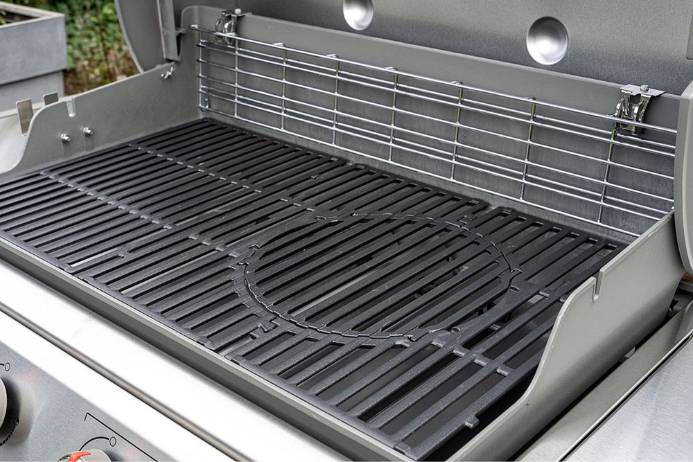 Комплект Гриль Weber Genesis II SP-435 GBS вертел, казан, планча,балон