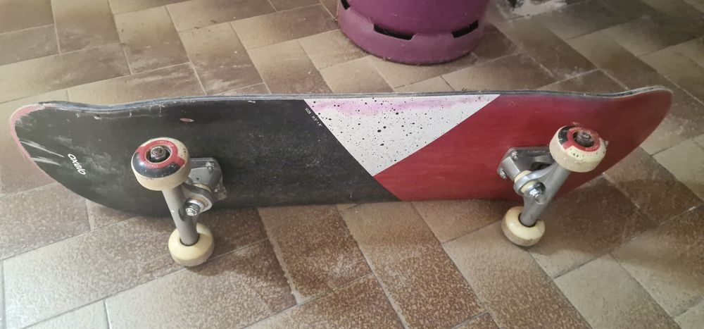 Skate oxelo em bom estado