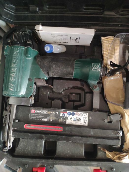 Várias máquinas carpintaria e outros