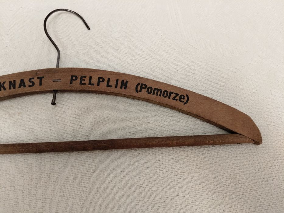 Pelplin, stary wieszak reklama.