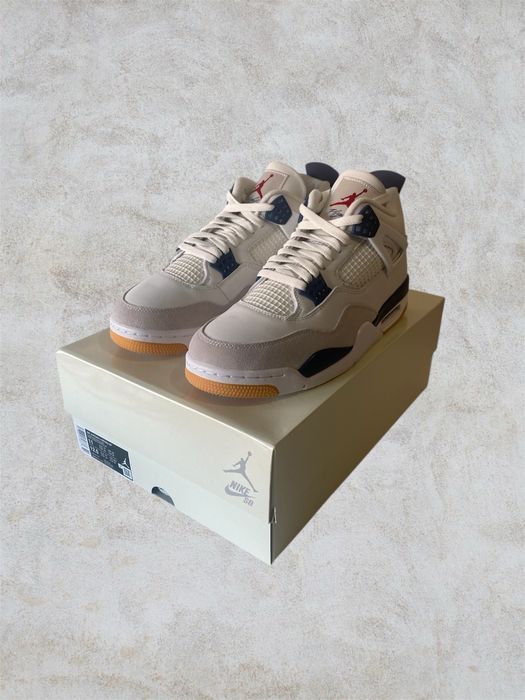 Jordan 4 Retro SB Navy