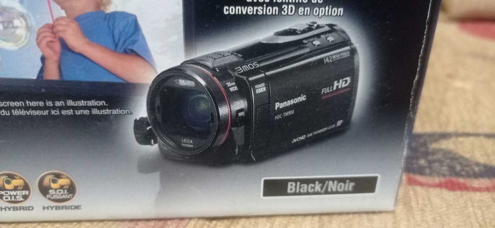 Відеокамера Panasonic HDC-TM900 з допоміжним бінокуляром