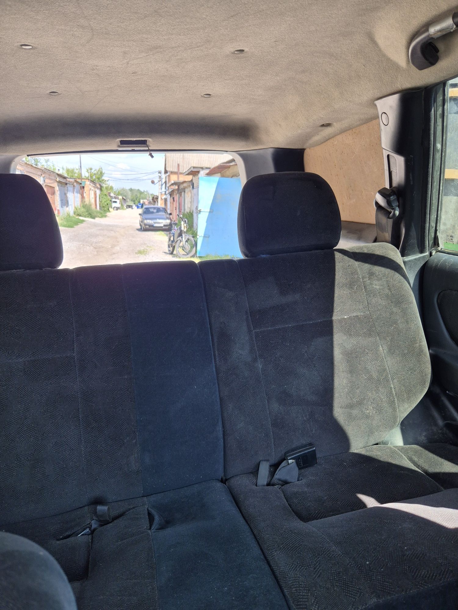 Продаж повнопривідного авто