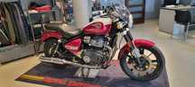 Royal Enfield Super Meteor Super Meteor 650 / klasyczny cruiser / Royal Enfield Białystok