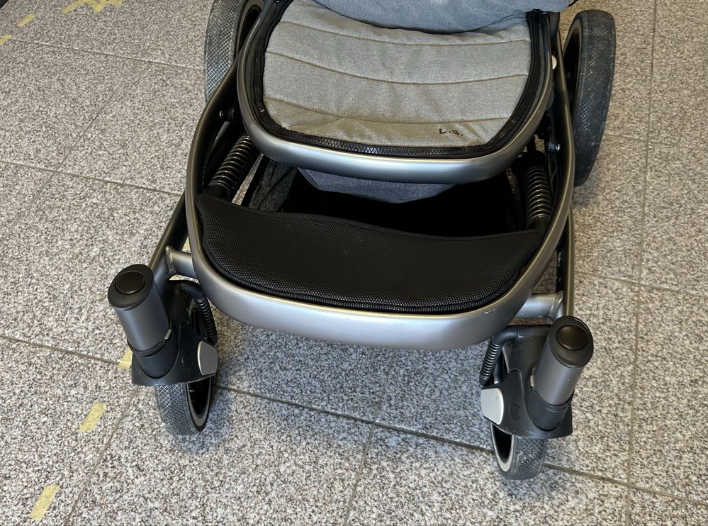 Kraft Leon Cadeirinha Passeio Travel System como novo