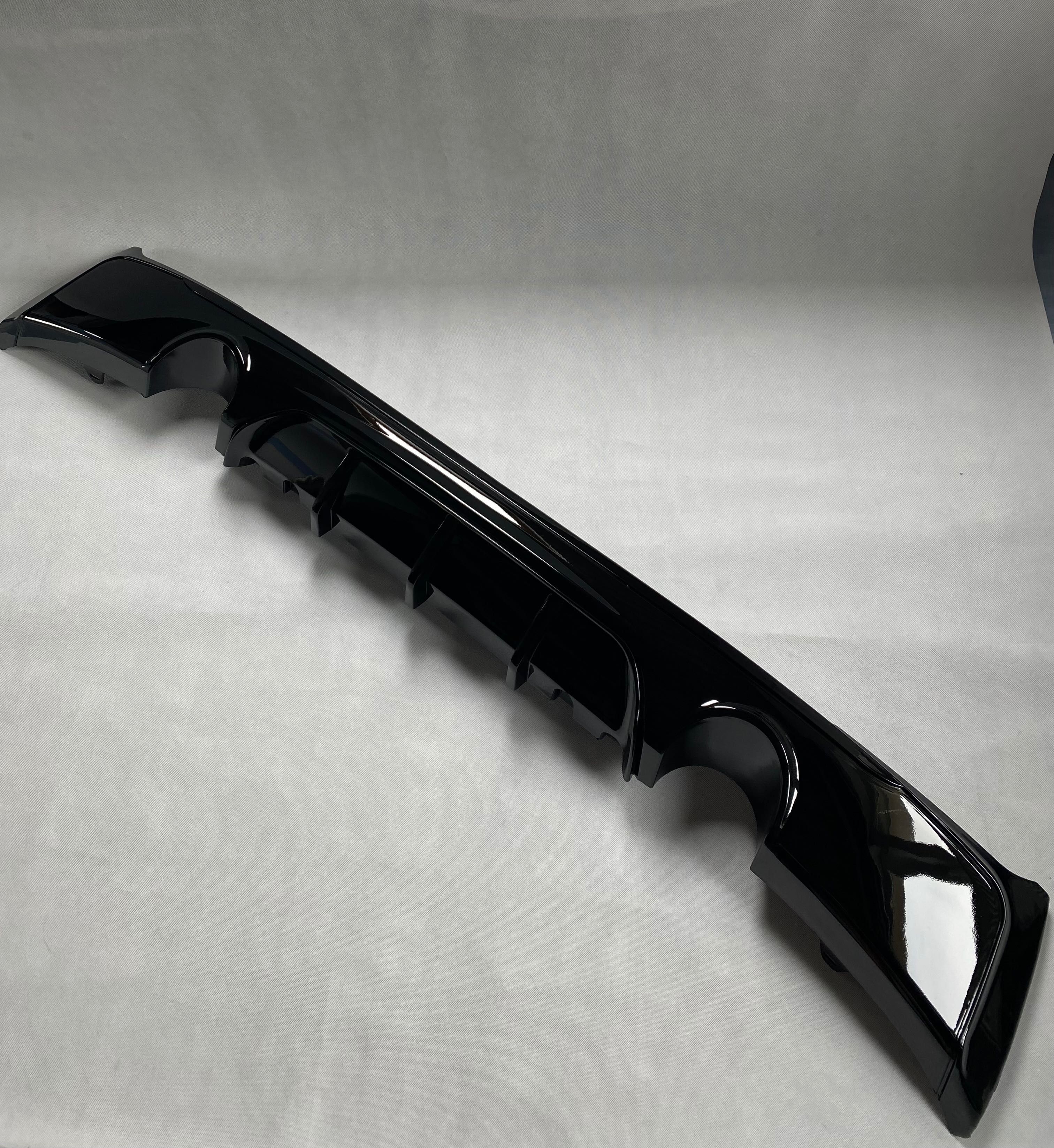 Dyfuzor Dokładka Spoiler BMW F22 F23 CZARNY POŁYSK / CARBON