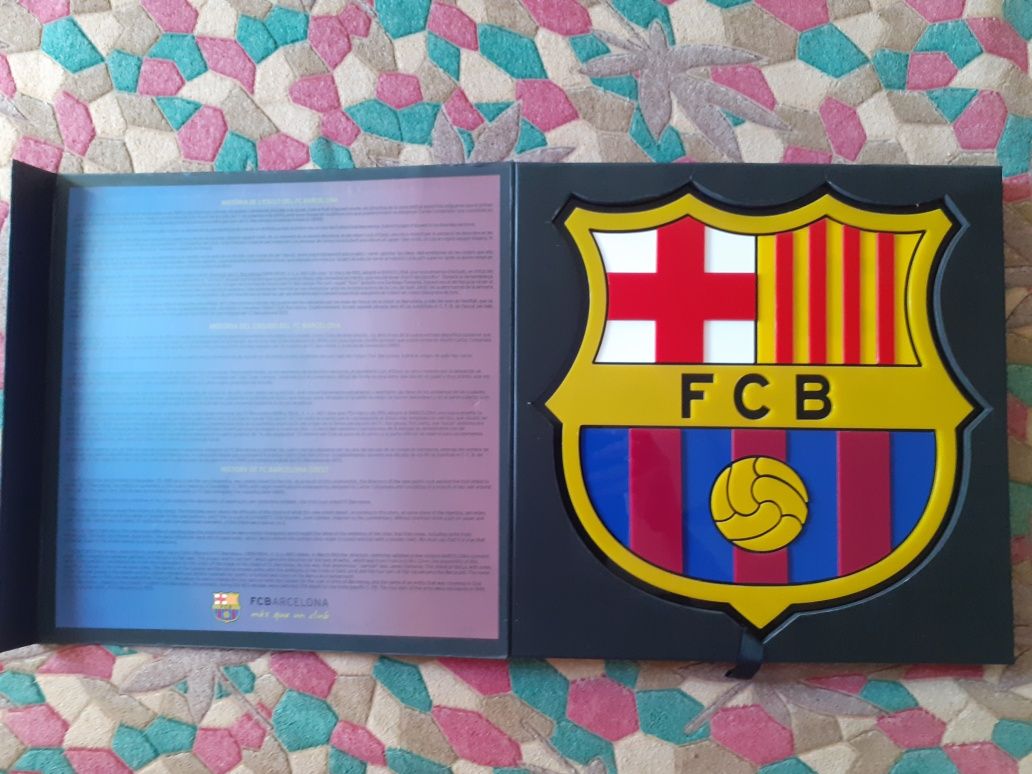 Продаю емблему футбольного клуба Barcelona
