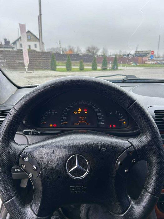 Mercedes-Benz C-Class 2002