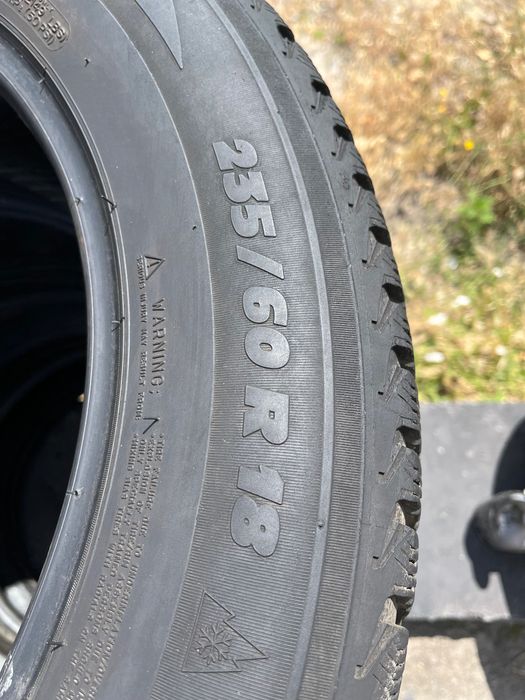 235/60 R18 Michelin 2 зимние шины