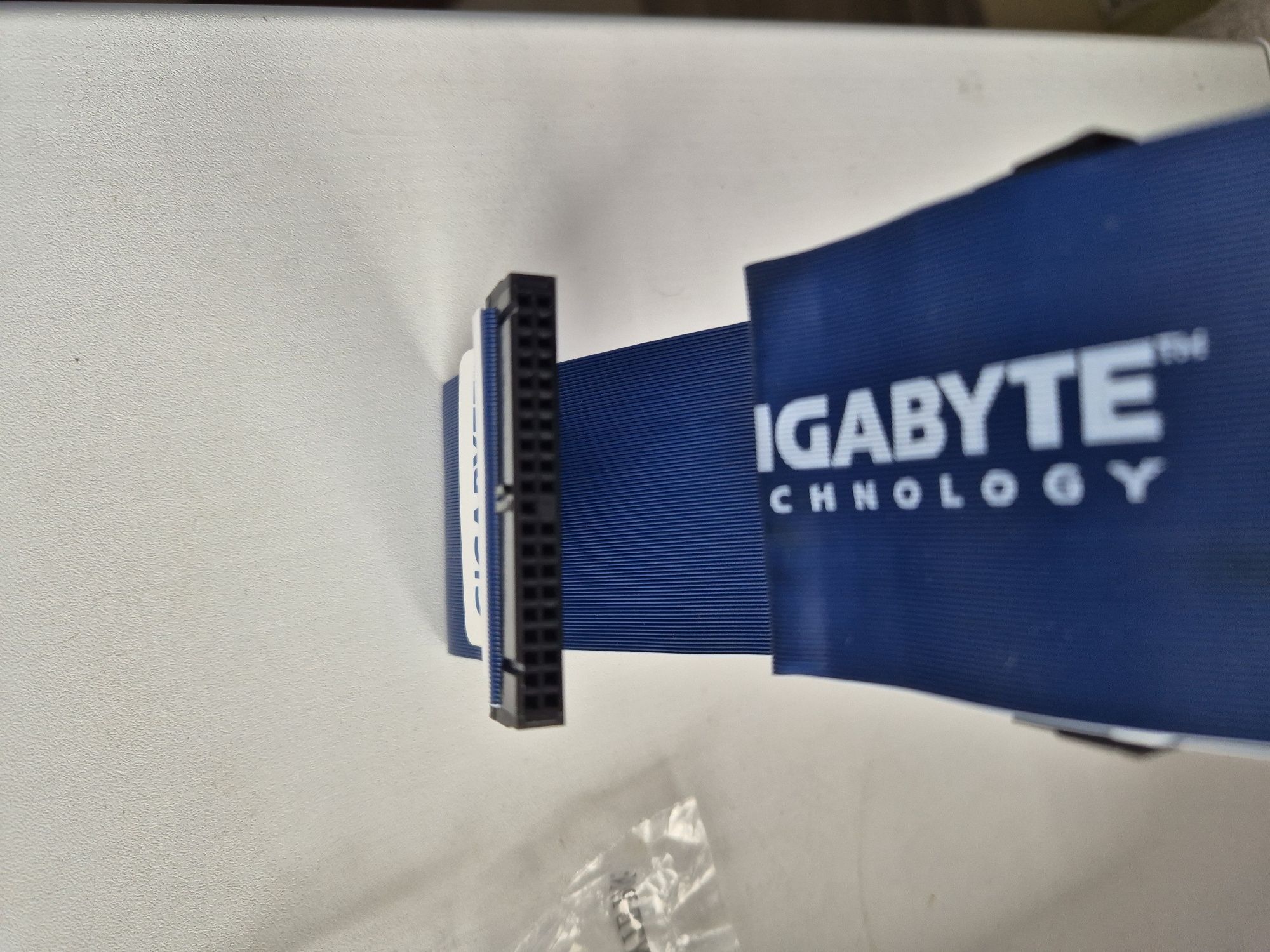Taśma Gigabyte Technology FDD
