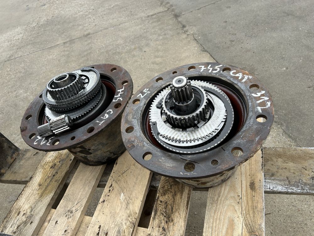 Zwolnice mostu AP -B745 koparka Cat M312