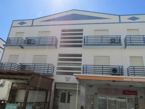 Apartamento de 1 Quarto,  em Altura, 100 mts até Praia