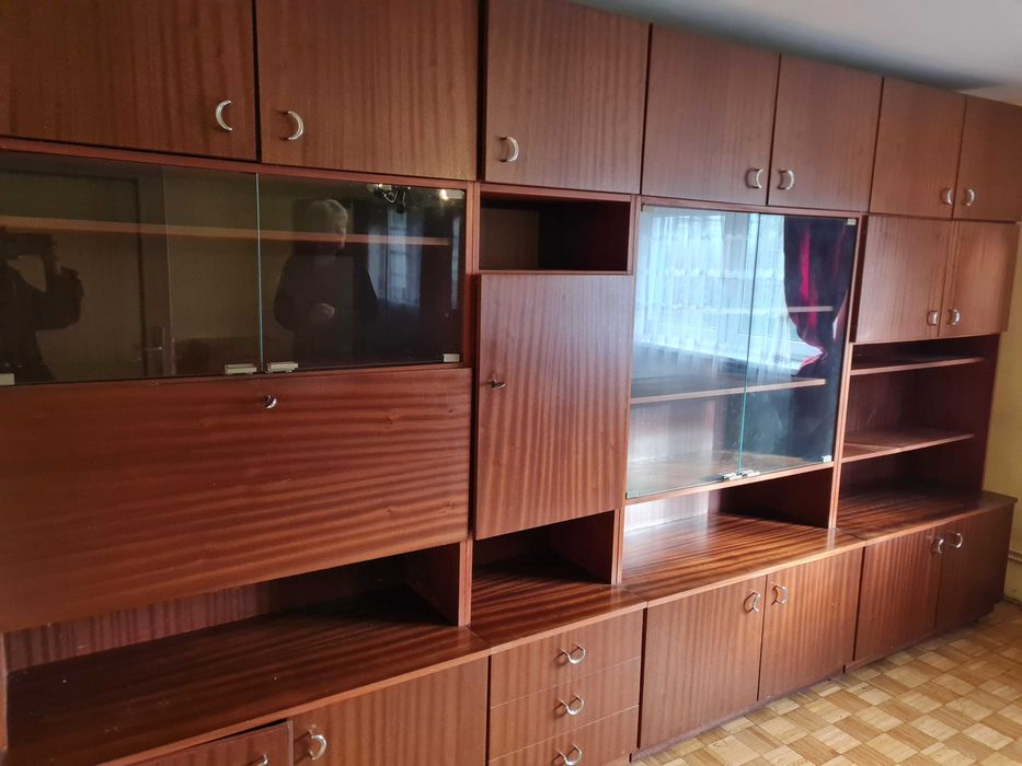 Sprzedam regał z 2000r.