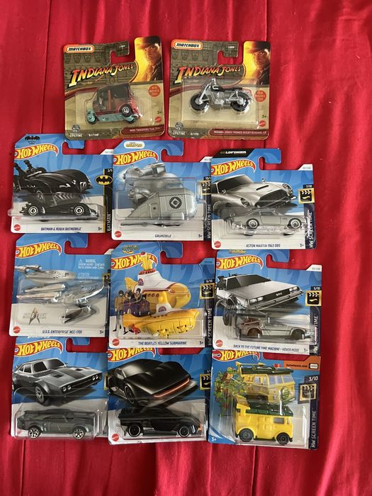 Hotwheels - Carros Temáticos