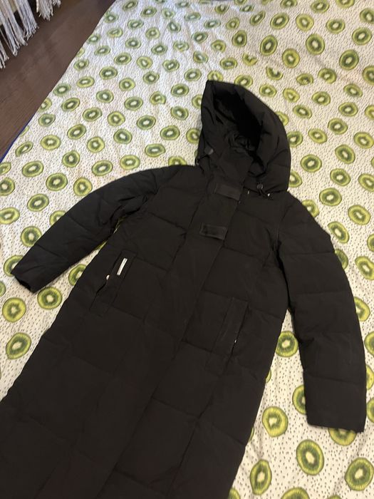 Довга, тепла жіноча зимова куртка, розмір S