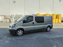 Renault trafic 2.5 dci 5 osób long