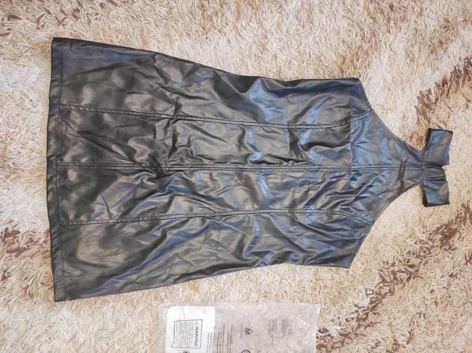 Відверта кожаная Сукня відкриті плечі Шкіряна Мини Платье Лак кожа