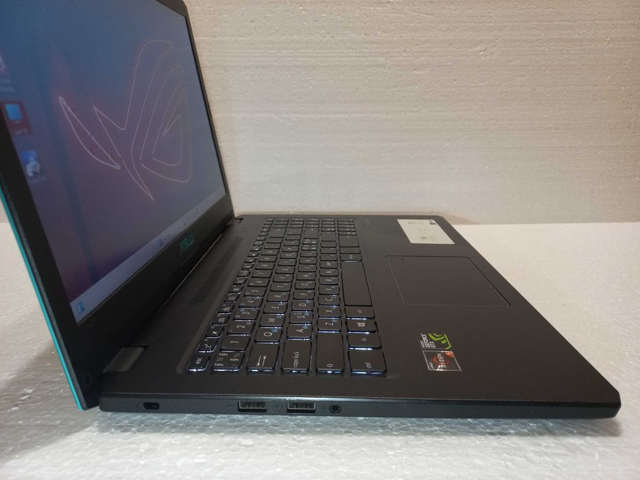 Игровой ASUS ViVoBook X570Z + (RYZEN на 8" ЯДЕР) + КАК НОВЫЙ + GTX!!