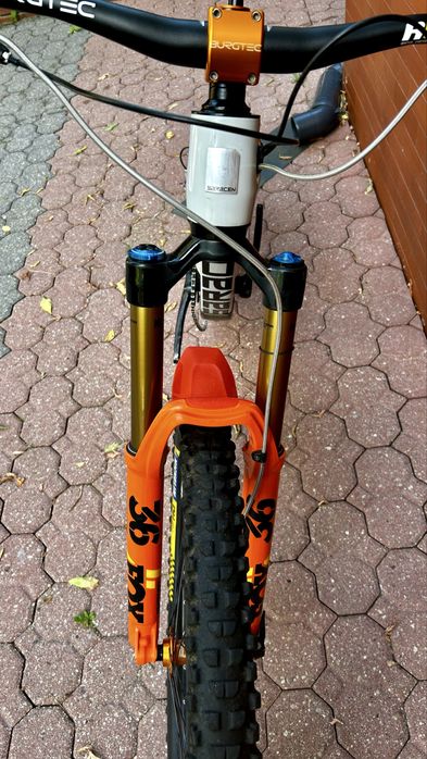 Saracen ariel LT enduro dh fuel fox burgtec hope dtswiss sram carbon