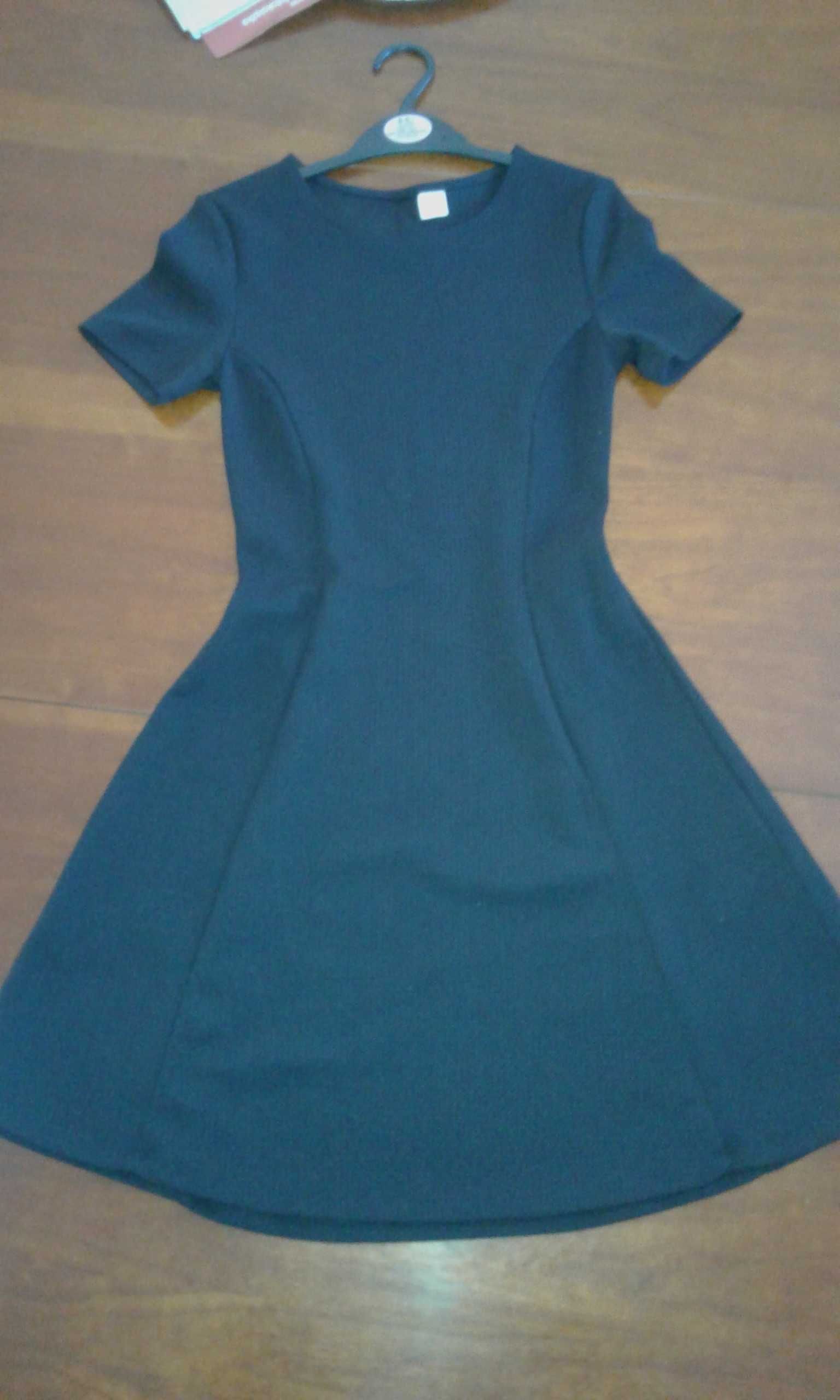 Czarna sukienka H&M rozmiar 32