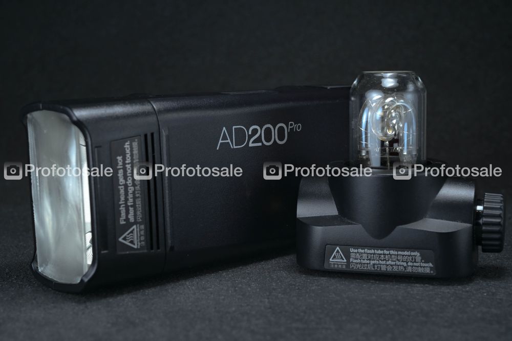 Спалах Godox AD200 Pro