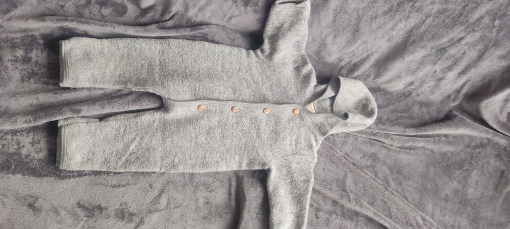 Kombinezon ENGEL 62/68 + czapeczka ENGEL 62/68