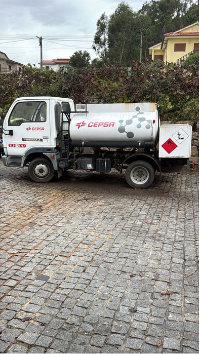 Nissan Cabstar Cisterna
