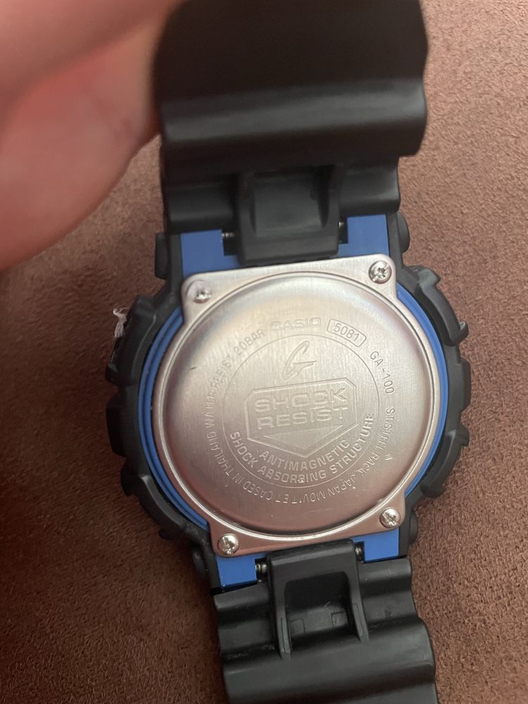 Годинник CASIO G-Shock GA-100-1A2ER