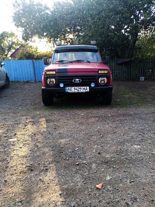 Продам ниву 2121