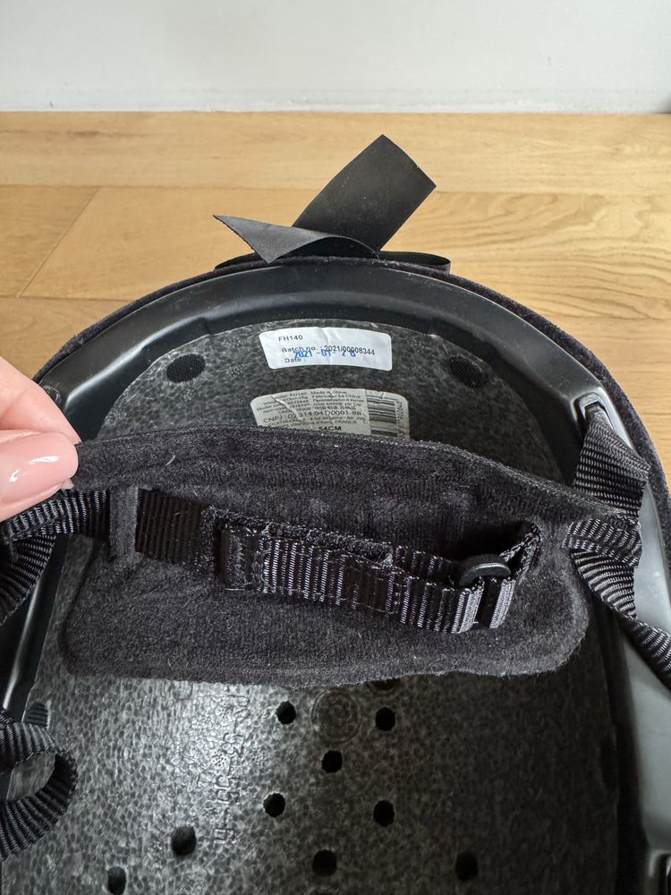 Toczek  kask do jazdy konnej rozm. S 54 cm Fouganza