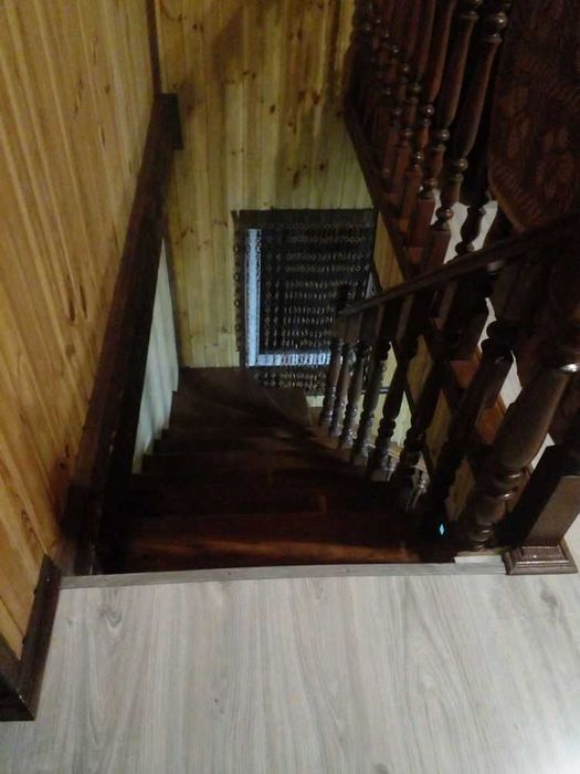 Котедж на. 5 спалень. Басейн. Чан. Тераса.  Вид на гори