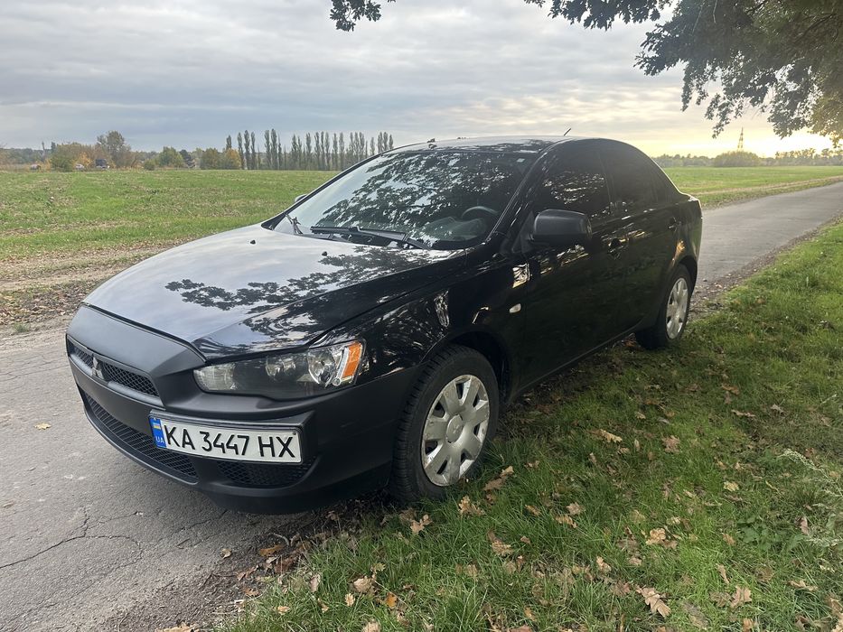 Mitsubishi Lancer 10 2011 року