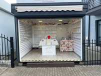 Kiosk handlowy pawilon MRZEŻYNO biuro sklep kontener WYPOSAŻENI KAMERY