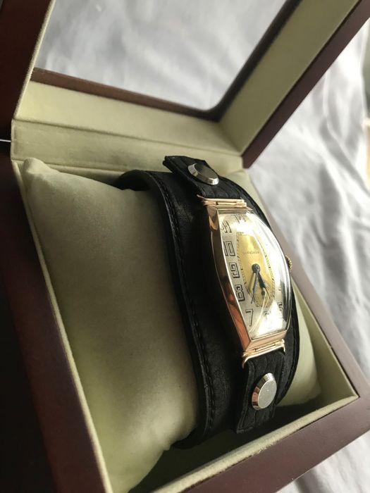 Longines złoty zegarek beczka 14 k,583 próba , 1920 lat